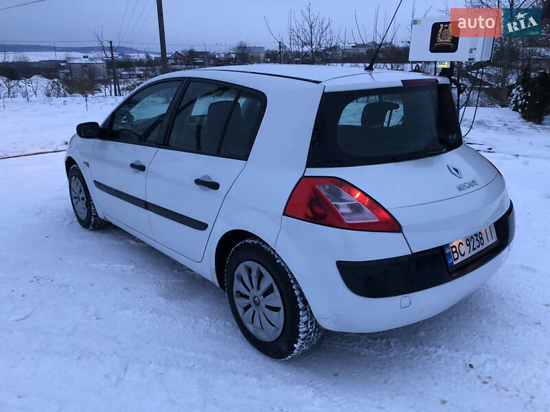 Хэтчбек Renault Megane 2003 в Золочеве