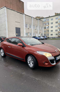 Купе Renault Megane 2009 в Новояворівську