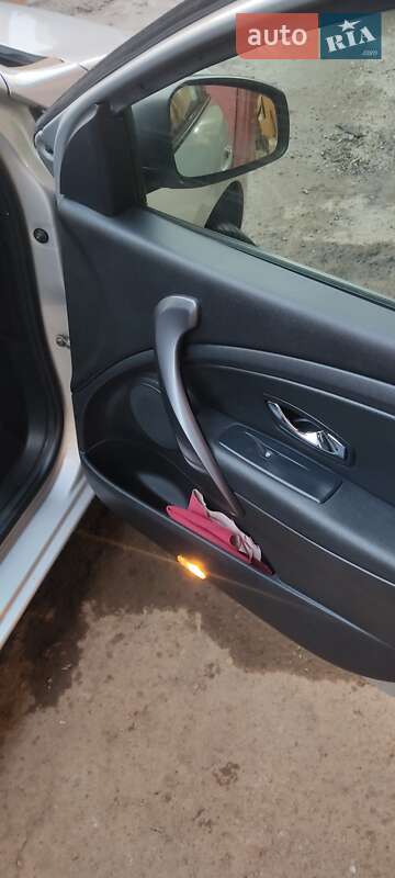 Универсал Renault Megane 2014 в Черновцах