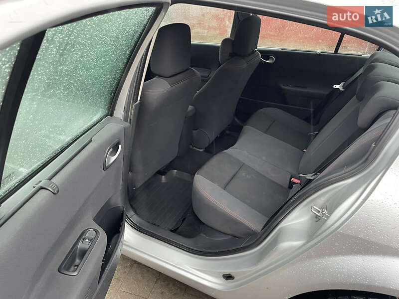 Седан Renault Megane 2007 в Кременце фото 9 Седан Renault Megane 2007 в Кременце