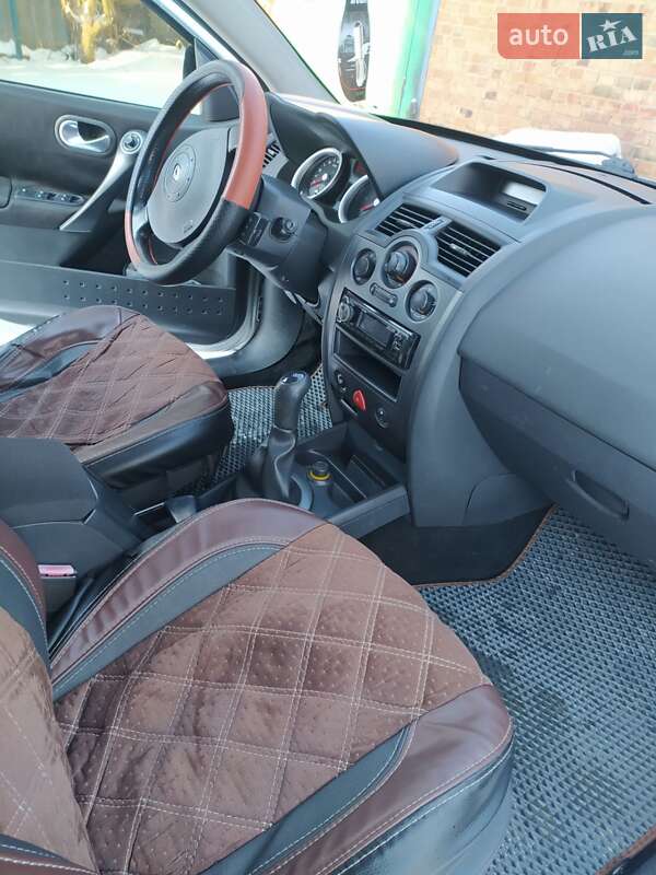 Седан Renault Megane 2006 в Белополье