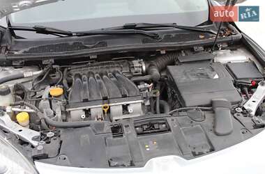 Хетчбек Renault Megane 2012 в 