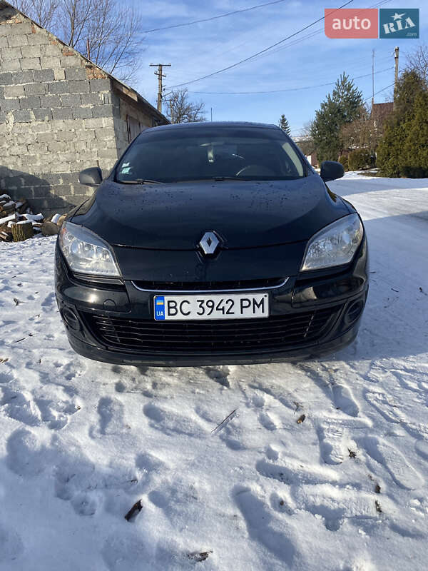 Хэтчбек Renault Megane 2012 в Старом Самборе