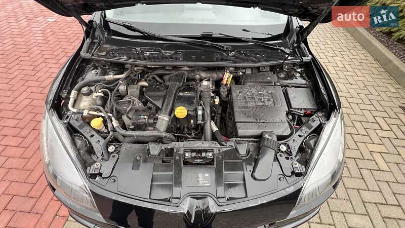 Универсал Renault Megane 2011 в Хусте