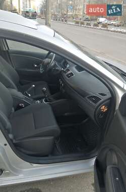 Универсал Renault Megane 2011 в 