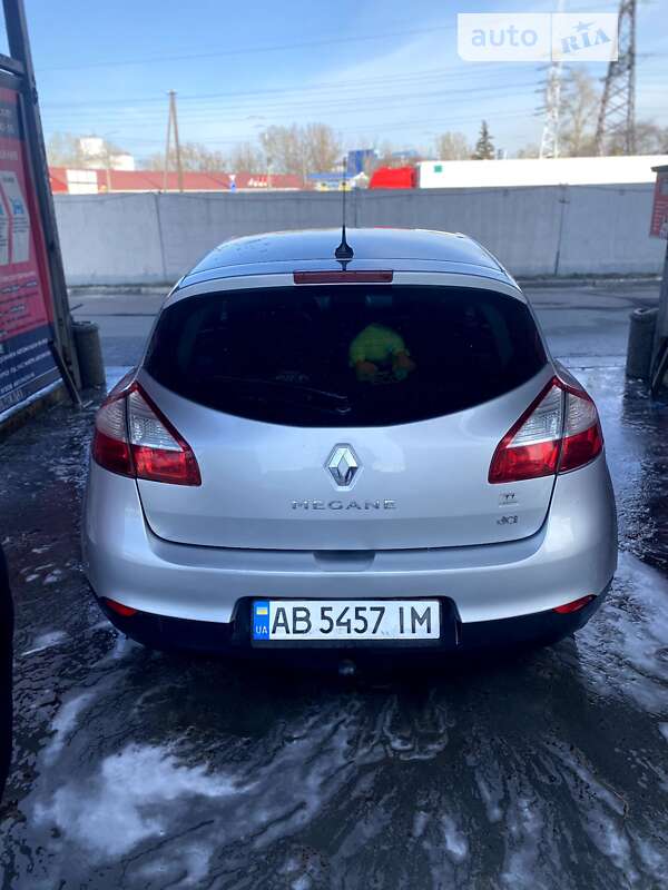 Хэтчбек Renault Megane 2011 в Киеве