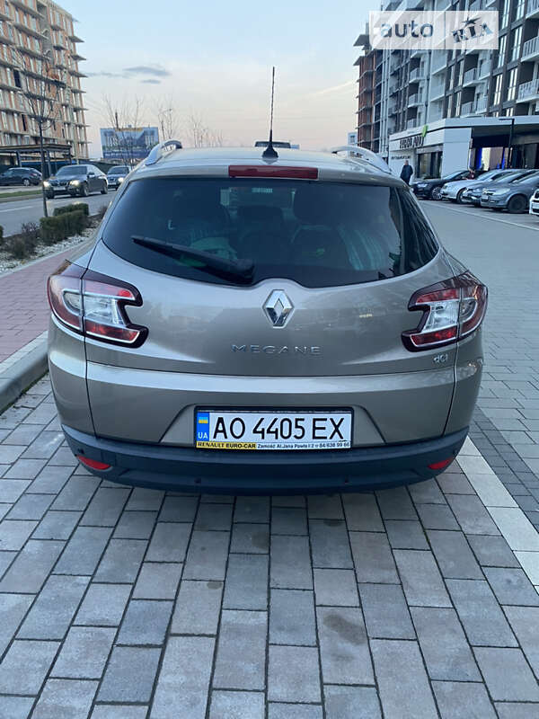 Універсал Renault Megane 2010 в Ужгороді