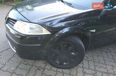 Кабриолет Renault Megane 2006 в 