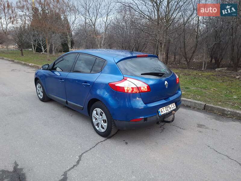 Хэтчбек Renault Megane 2011 в Калуше