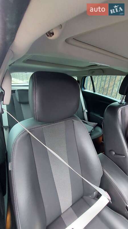 Универсал Renault Megane 2012 в Косове