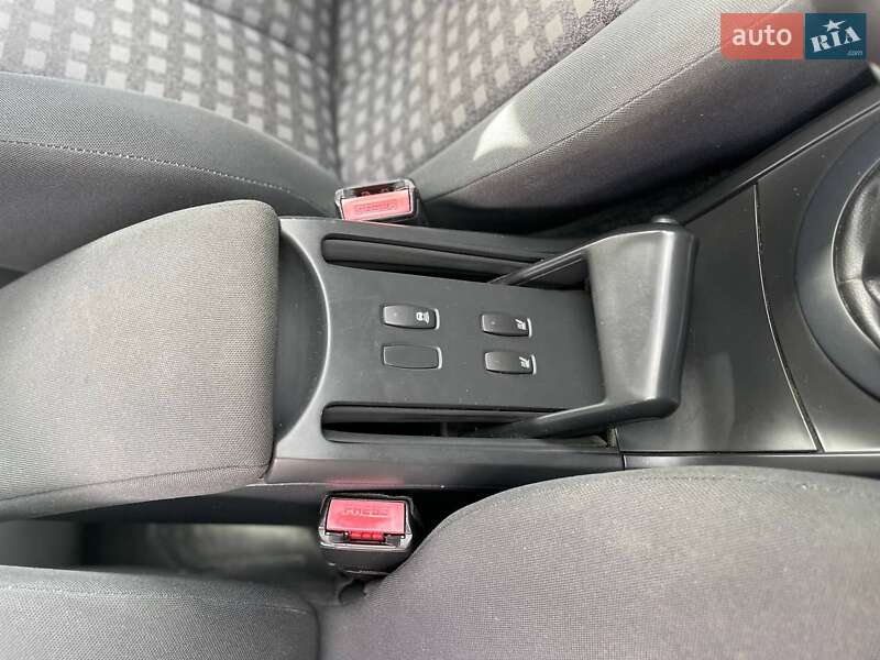 Седан Renault Megane 2008 в Дубно