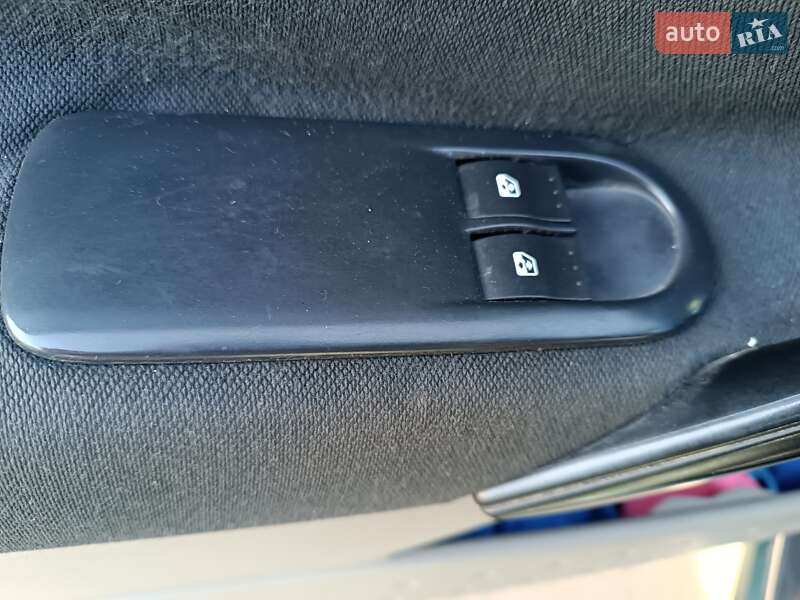 Седан Renault Megane 2004 в Шаргороді