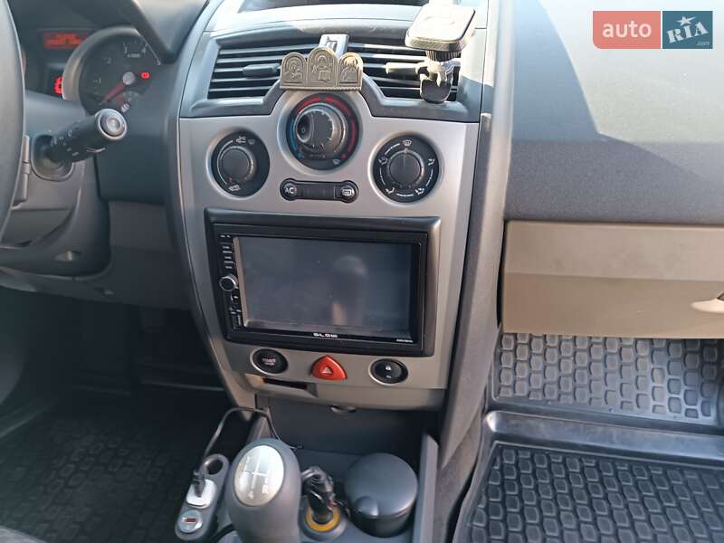 Седан Renault Megane 2004 в Шаргороді