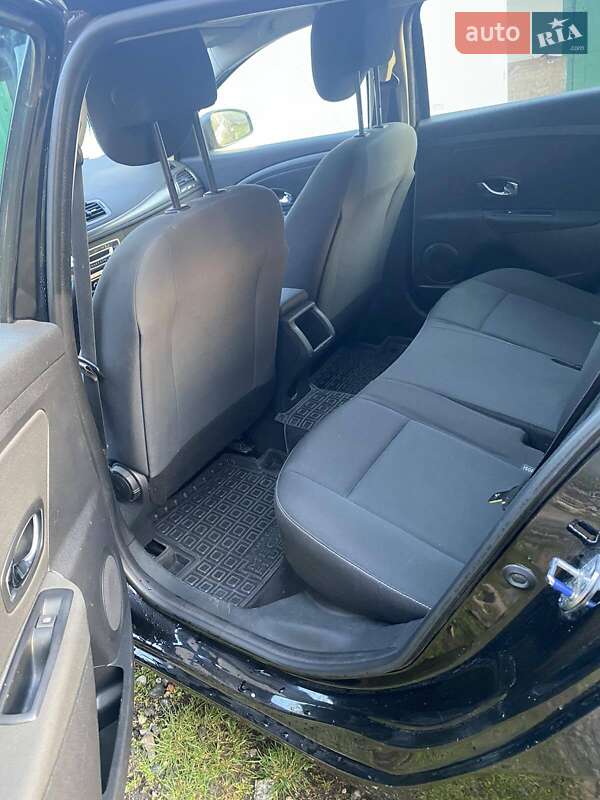 Универсал Renault Megane 2013 в Дубно фото 7 Универсал Renault Megane 2013 в Дубно