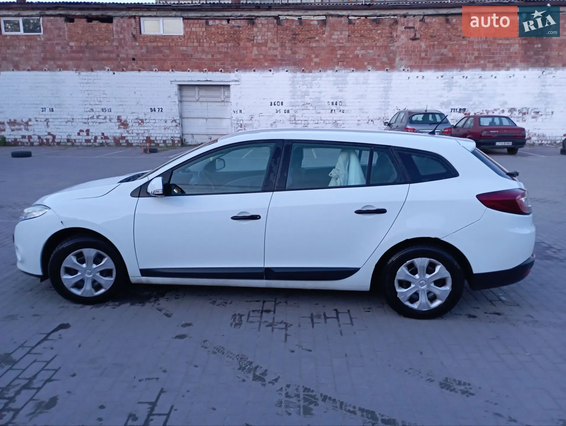 2010 Renault Megane - мініатюра 2