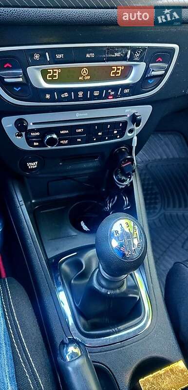 Універсал Renault Megane 2013 в Ізяславі