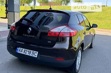 Хэтчбек Renault Megane 2013 в Киеве