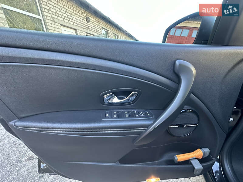 Универсал Renault Megane 2013 в Полтаве фото 15 Универсал Renault Megane 2013 в Полтаве