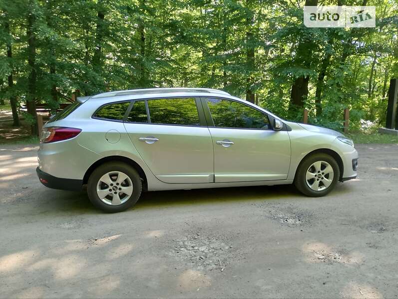 Универсал Renault Megane 2015 в Гайсине