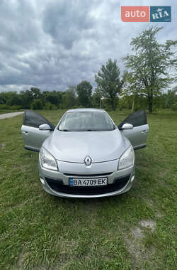 Хэтчбек Renault Megane 2010 в Кропивницком