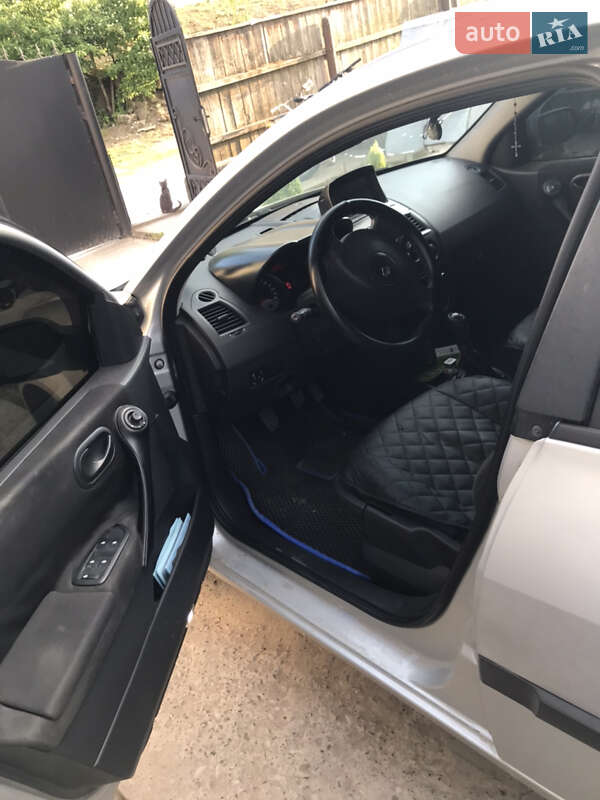 Седан Renault Megane 2005 в Рогатине