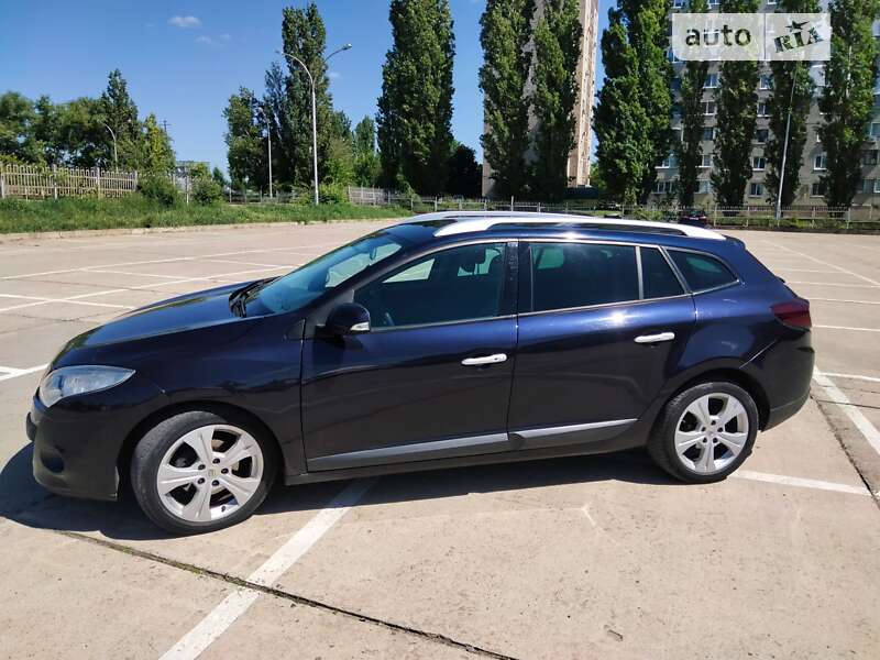 Универсал Renault Megane 2010 в Южноукраинске