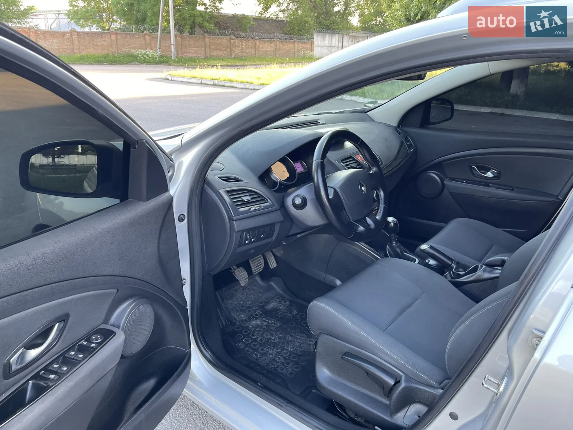 2010 Renault Megane - мініатюра 14