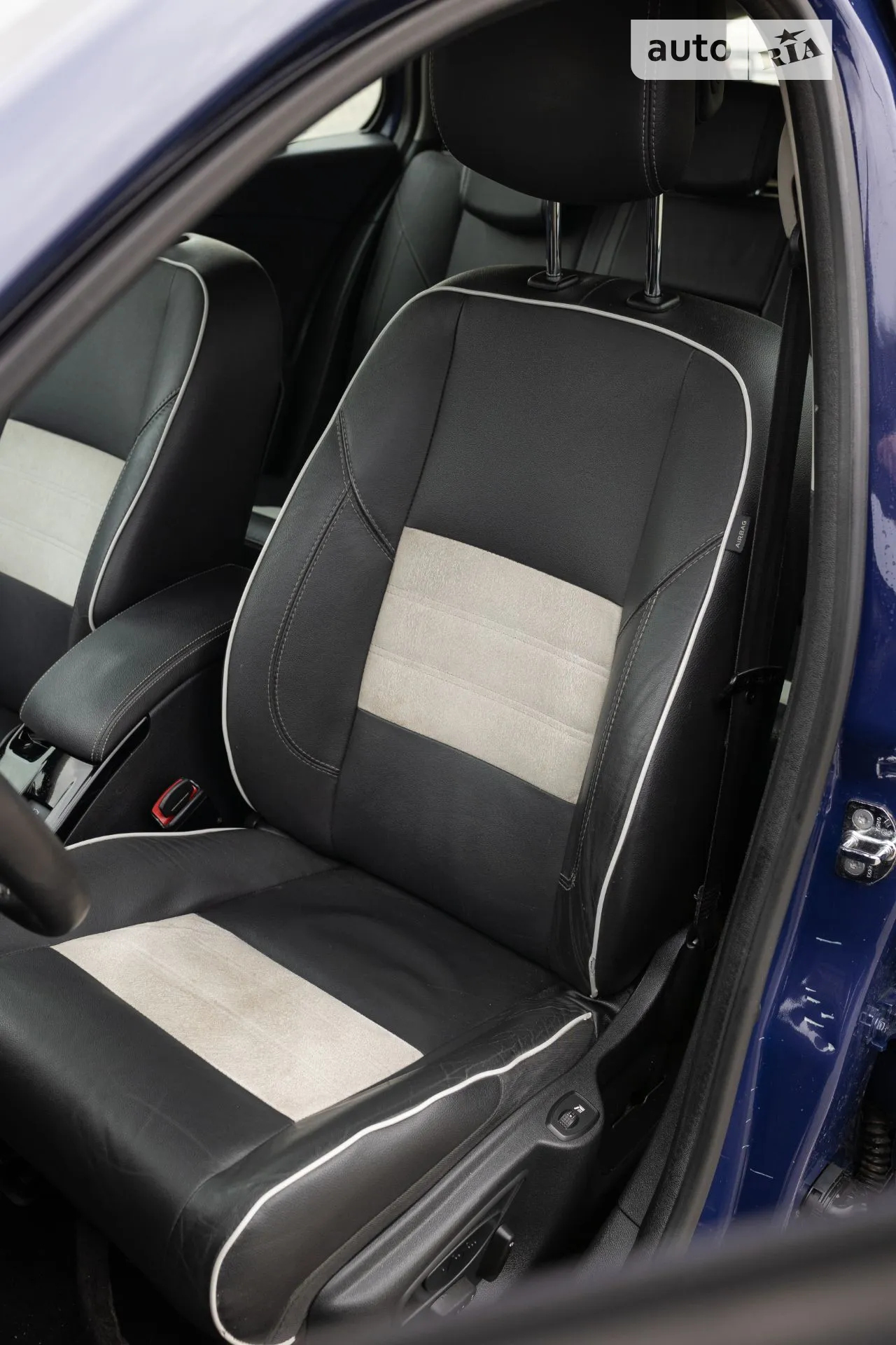 2012 Renault Megane - мініатюра 92