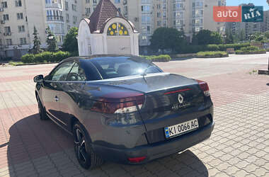 Кабриолет Renault Megane 2011 в 