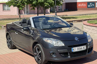 Кабриолет Renault Megane 2011 в 