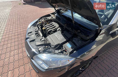 Кабриолет Renault Megane 2011 в 