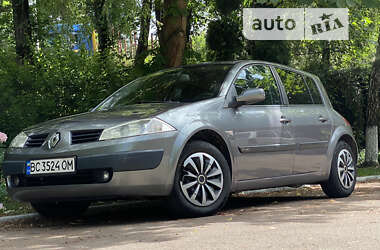 Хэтчбек Renault Megane 2002 в Дрогобыче