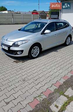 Универсал Renault Megane 2013 в Староконстантинове