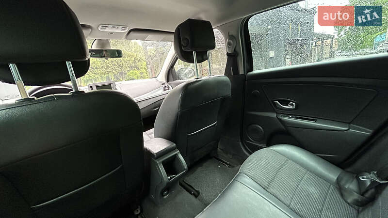 Универсал Renault Megane 2011 в Ужгороде