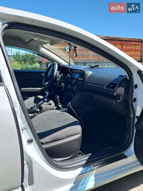 Седан Renault Megane 2019 в Тернополе