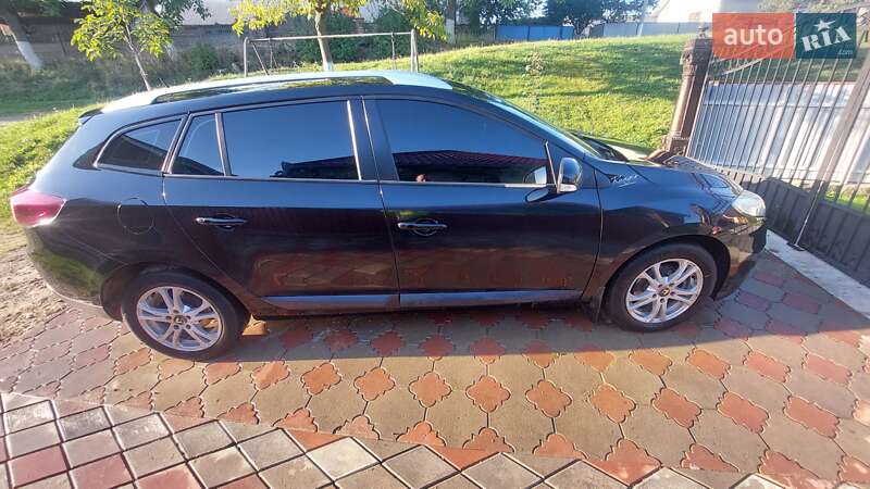 Універсал Renault Megane 2012 в Чернівцях