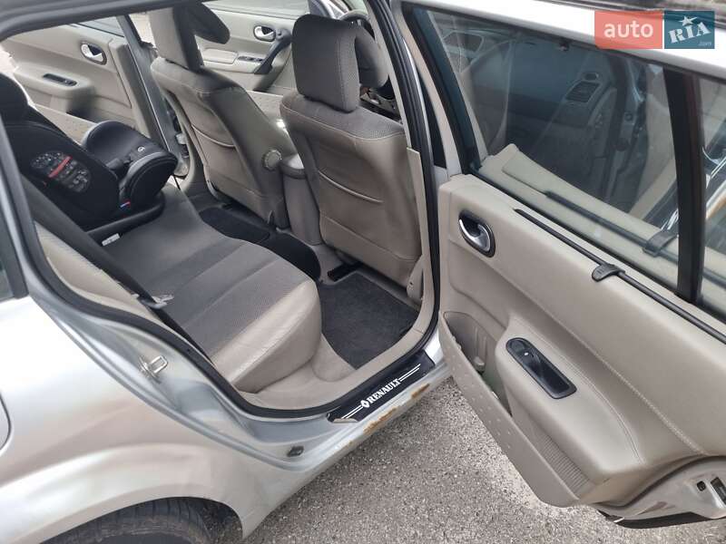 Універсал Renault Megane 2005 в Києві фото 18 Універсал Renault Megane 2005 в Києві