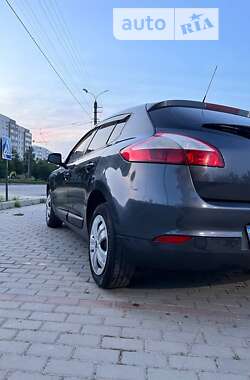 Хэтчбек Renault Megane 2009 в 