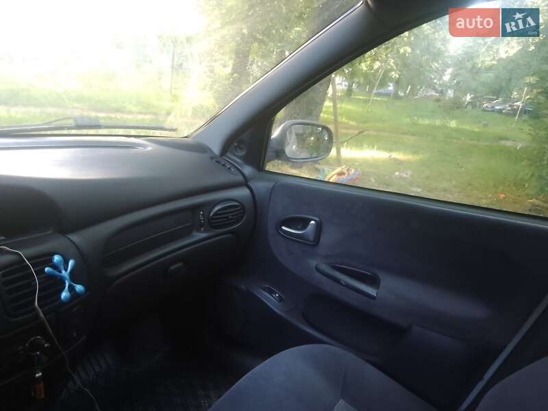 Седан Renault Megane 2002 в Вінниці