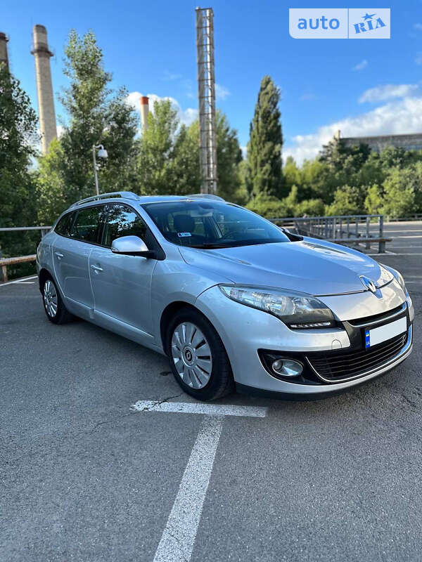 Универсал Renault Megane 2012 в Киеве