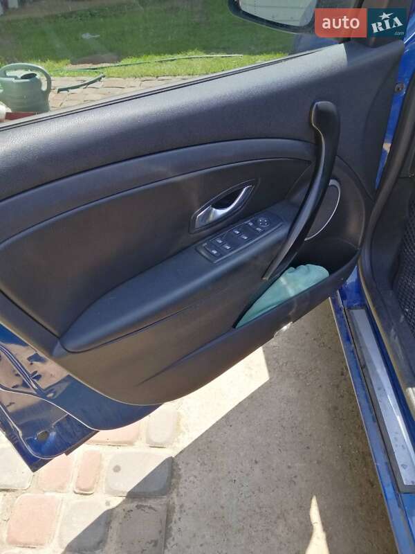 Універсал Renault Megane 2011 в Сумах