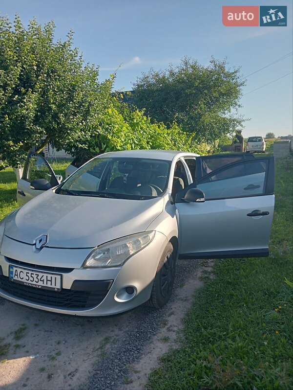 Универсал Renault Megane 2009 в Луцке фото 2 Универсал Renault Megane 2009 в Луцке