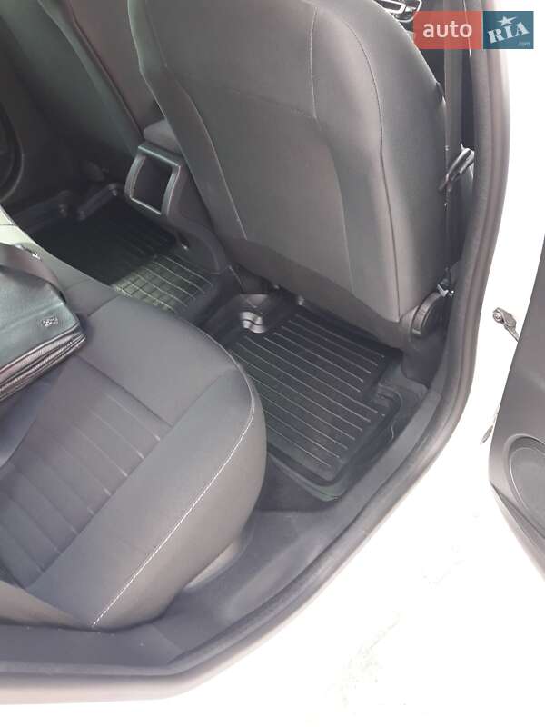 Универсал Renault Megane 2015 в Сумах фото 14 Универсал Renault Megane 2015 в Сумах