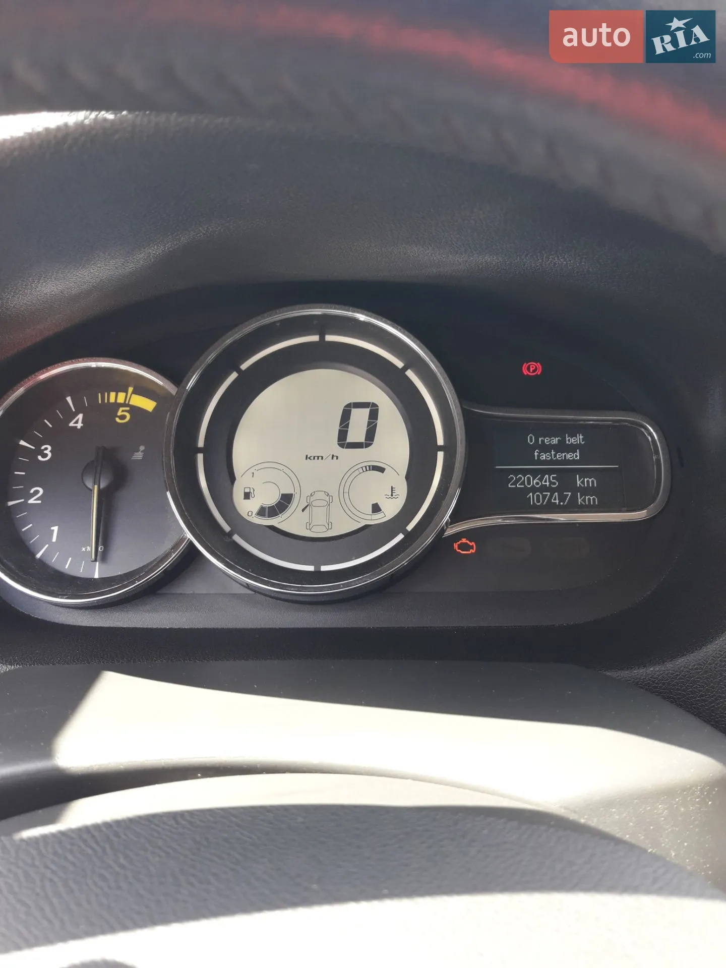 2015 Renault Megane - мініатюра 25