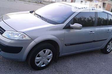 Хэтчбек Renault Megane 2004 в Ахтырке