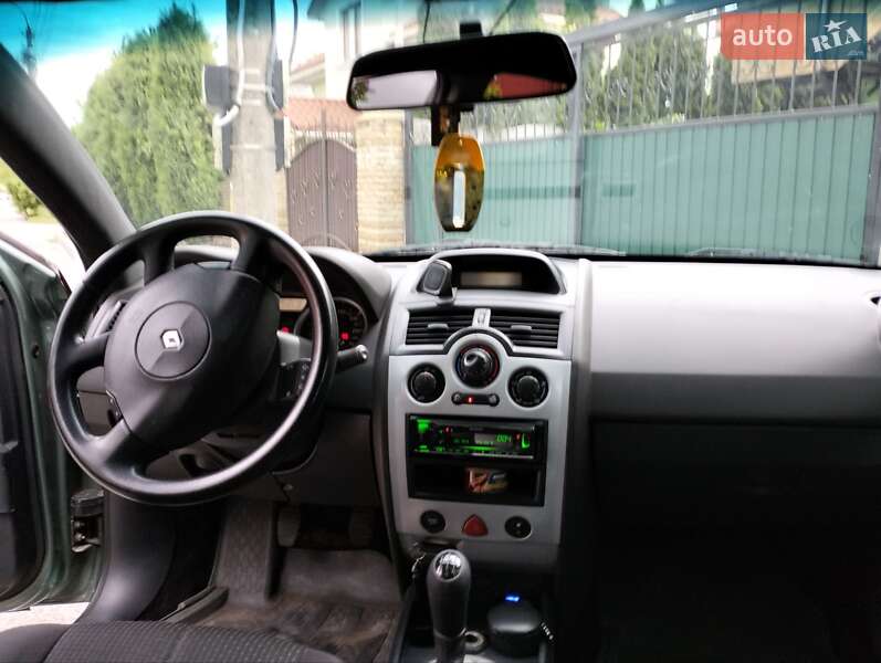Седан Renault Megane 2006 в Києві
