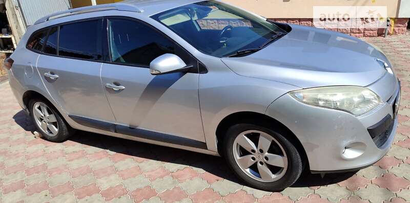 Универсал Renault Megane 2010 в Тернополе фото 3 Универсал Renault Megane 2010 в Тернополе