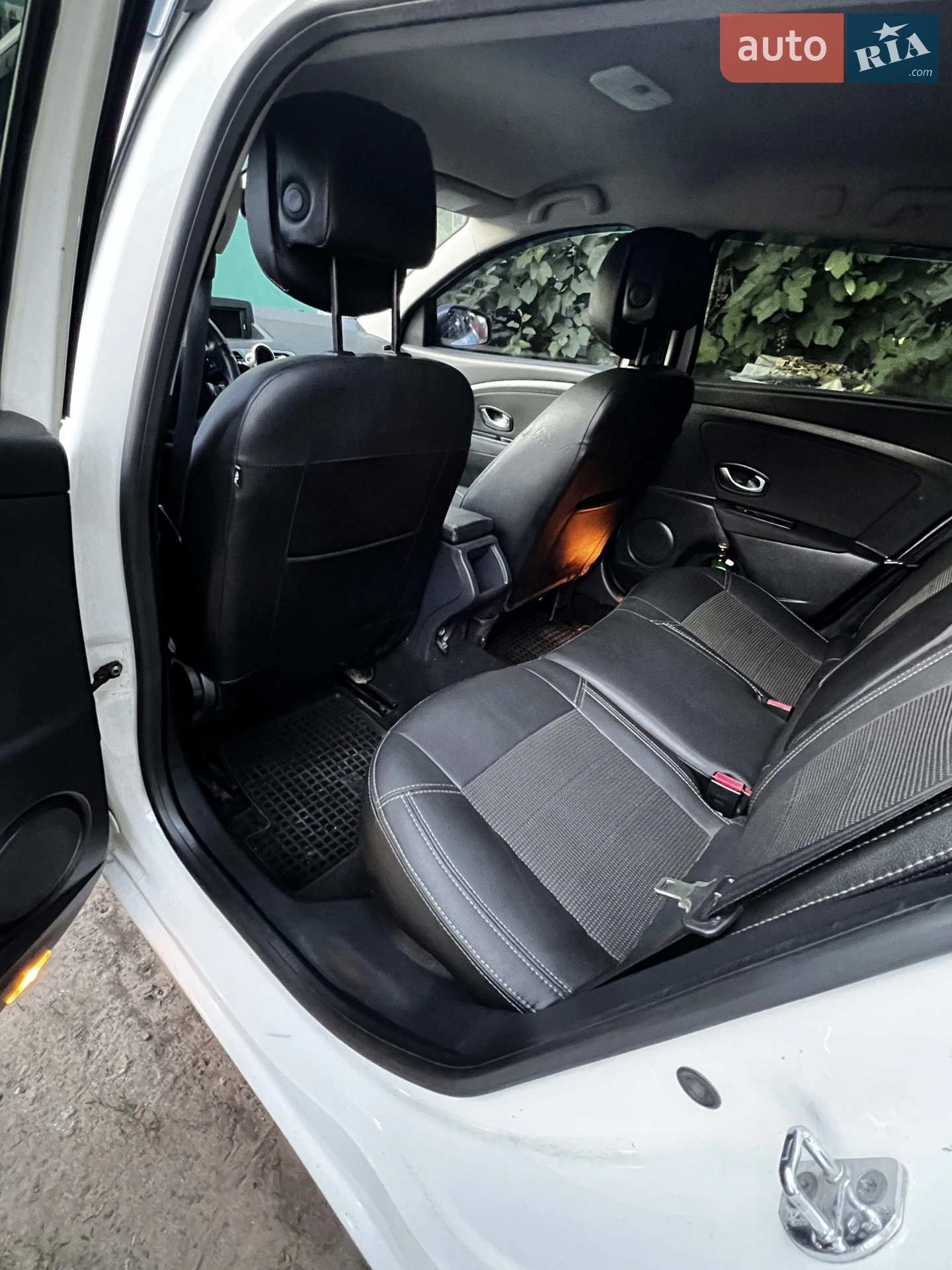 2010 Renault Megane - мініатюра 40