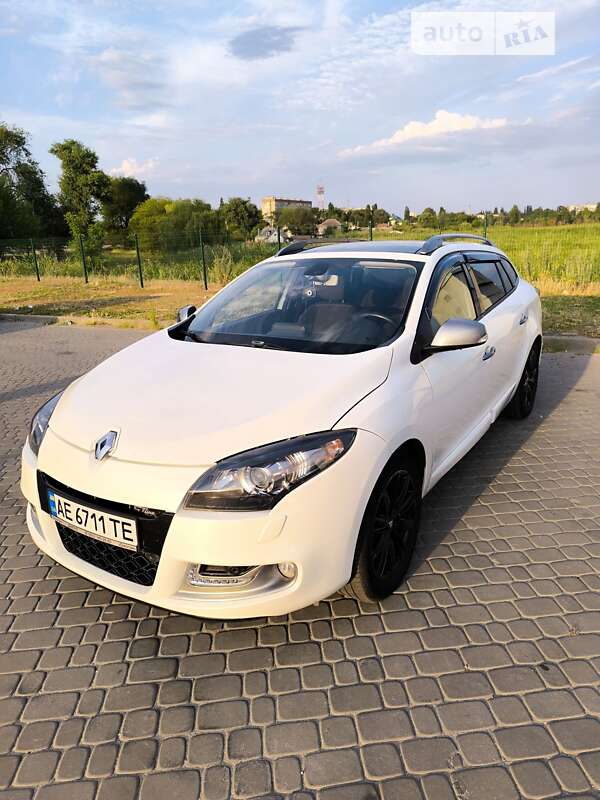 Универсал Renault Megane 2013 в Новомосковске фото 2 Универсал Renault Megane 2013 в Новомосковске