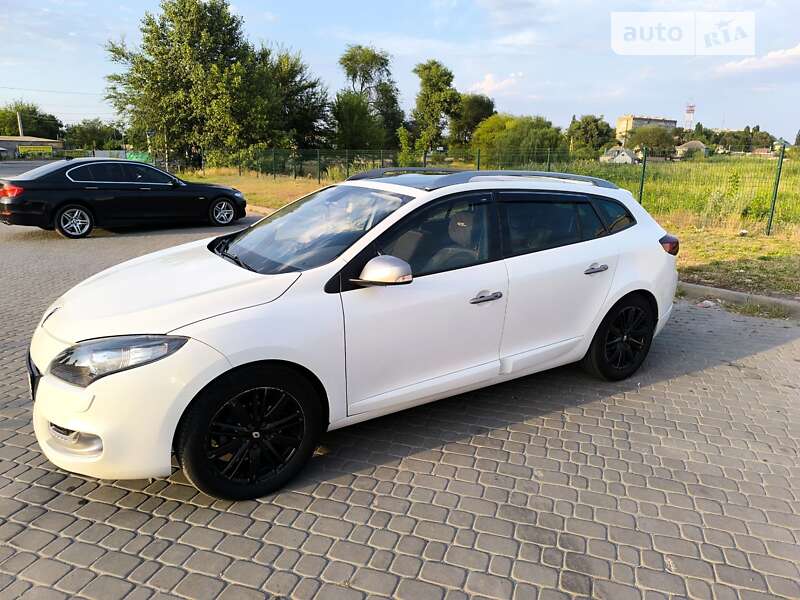 Универсал Renault Megane 2013 в Новомосковске фото 6 Универсал Renault Megane 2013 в Новомосковске